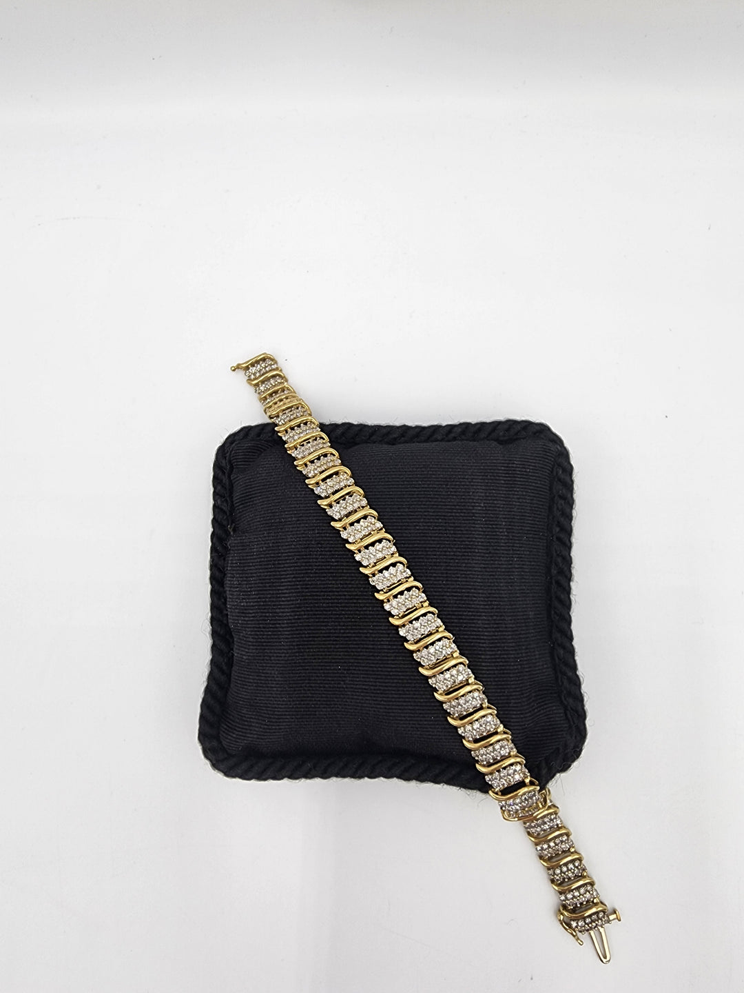 u977 Stunning Diamond Tennis Bracelet in 10kt Yellow Gold Over 3CTS!!