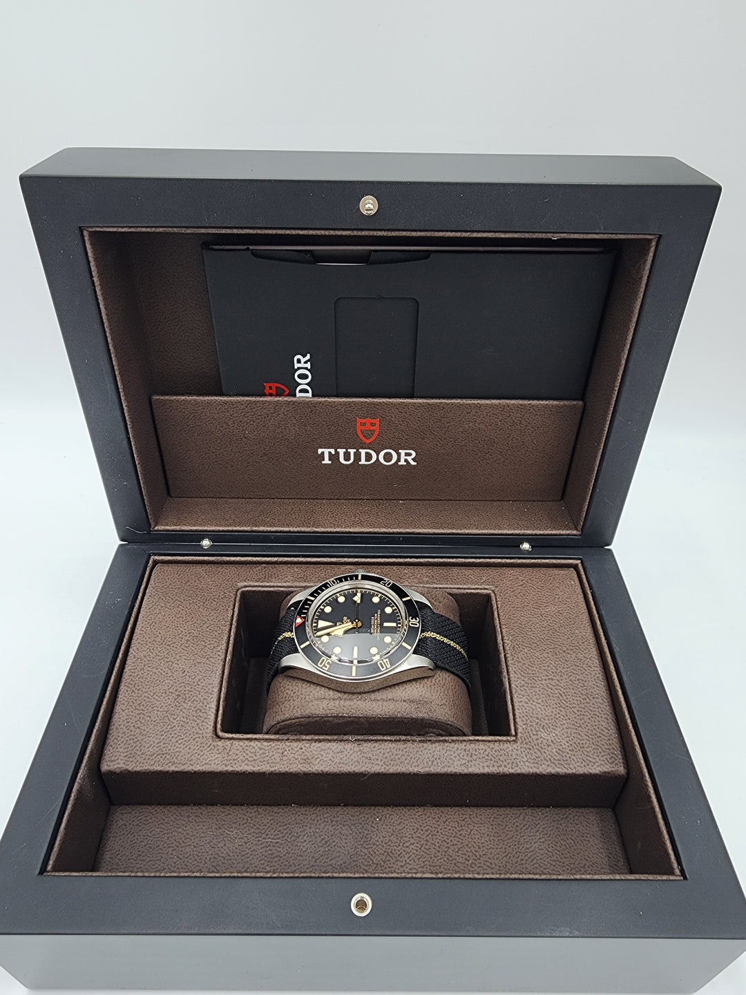 e667 Handsome Men's Tudor Black Bay 58 Automatic Wristwatch with Box and Papers