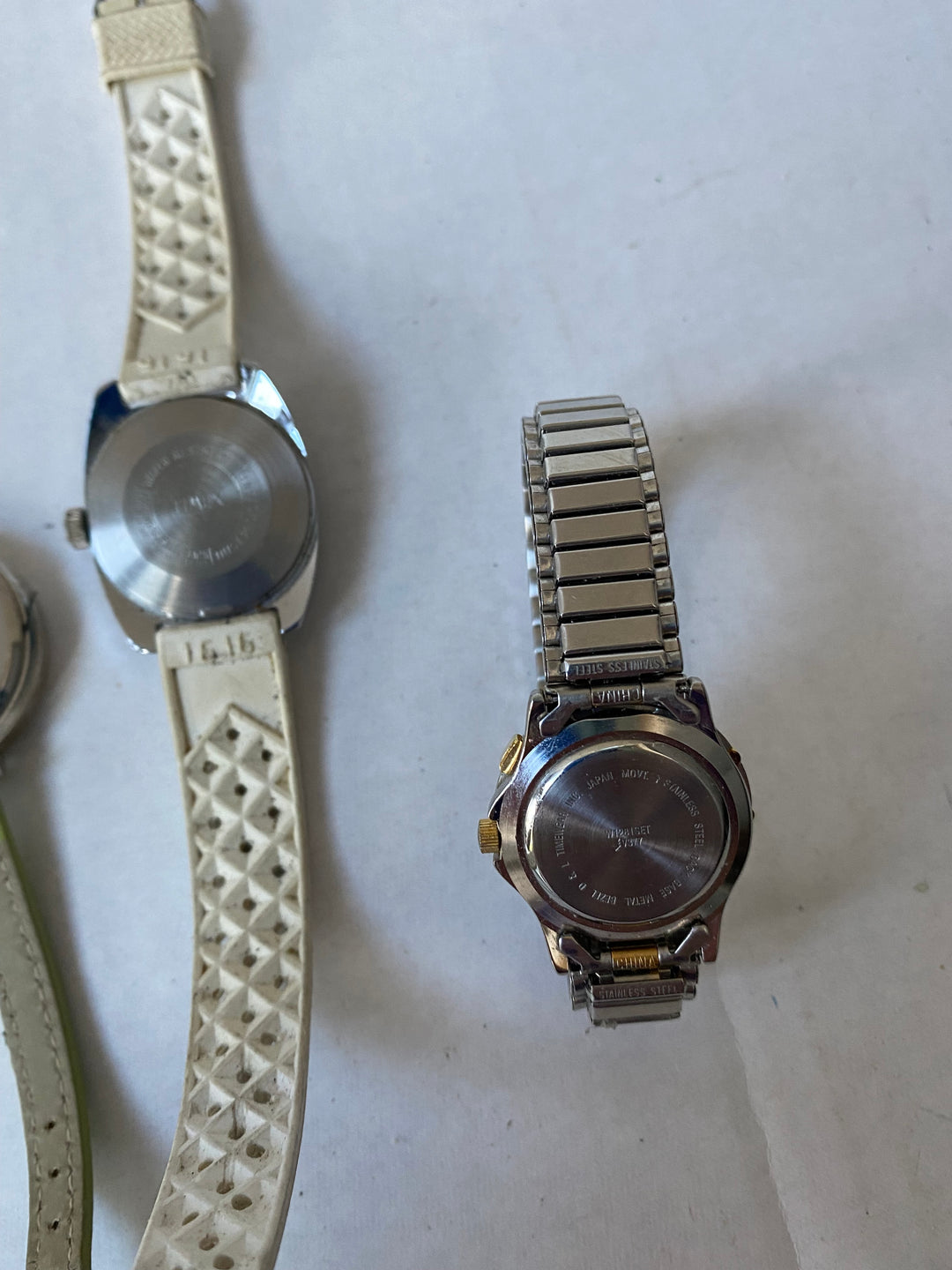 u348 Vintage Lot of 4 Elegant Unisex Wrist Watches Overstock Inventory 20% off