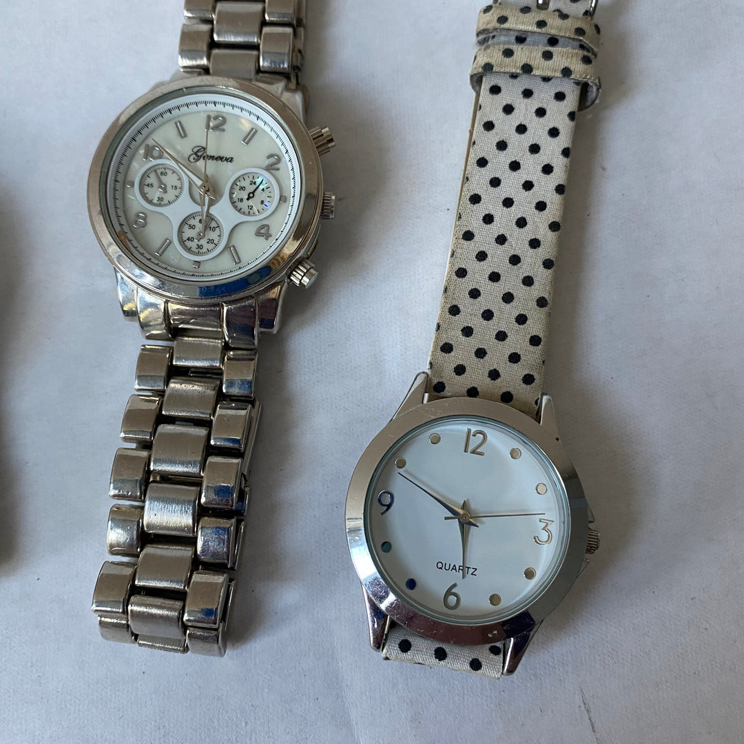 u350 Vintage Lot of 4 Elegant Unisex Wrist Watches Overstock Inventory 20% off
