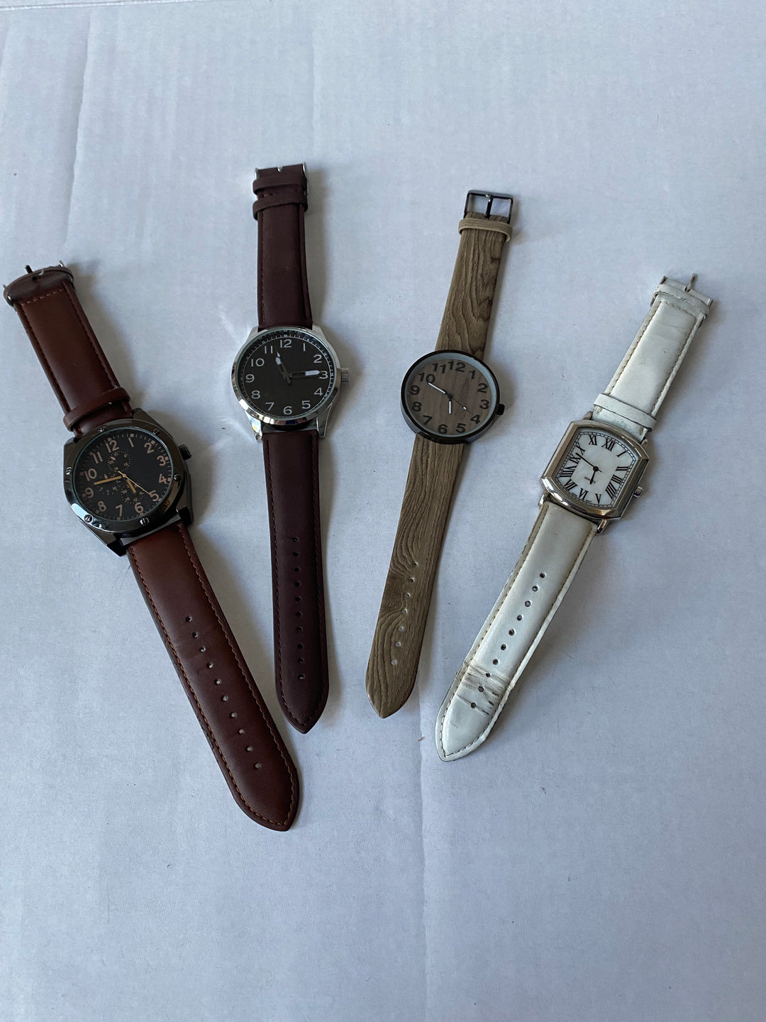 u351 Vintage Lot of 4 Elegant Unisex Wrist Watches Overstock Inventory 20% off