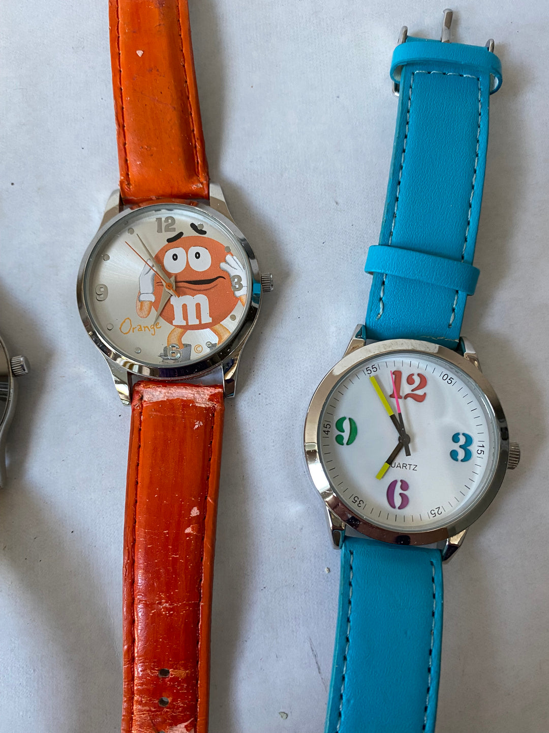 u355 Vintage Lot of 4 Elegant Unisex Wrist Watches Overstock Inventory 20% off