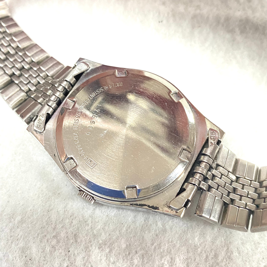 u435 Vintage Seiko Japan 7123 Quartz Stainless Steel Water Resistant Wrist Watch