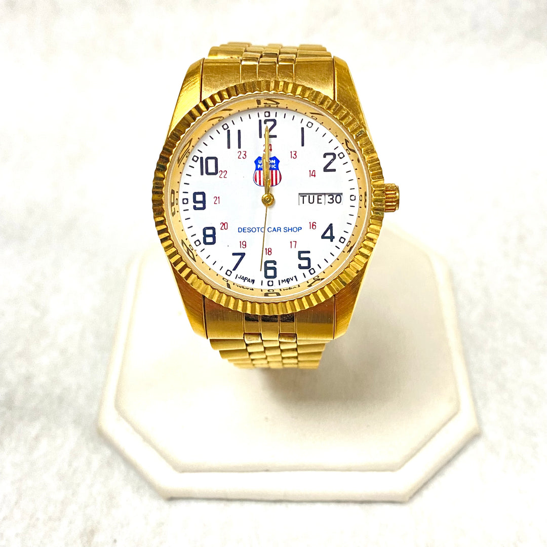 u436 Vintage Japan Mov't Quartz Stainless Steel Back Water Resistant Wrist Watch