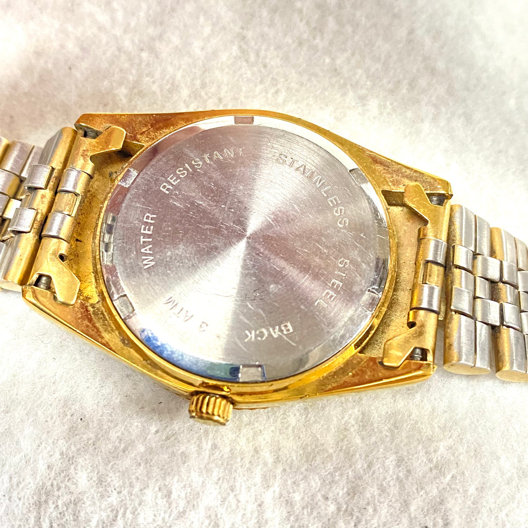 u436 Vintage Japan Mov't Quartz Stainless Steel Back Water Resistant Wrist Watch