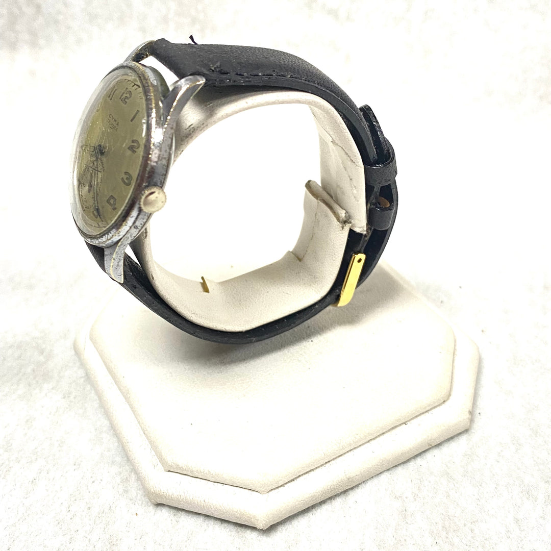 u440 Vintage CYMA Triplex Mechanical Swiss Stainless Back 15 Jewels Wrist Watch