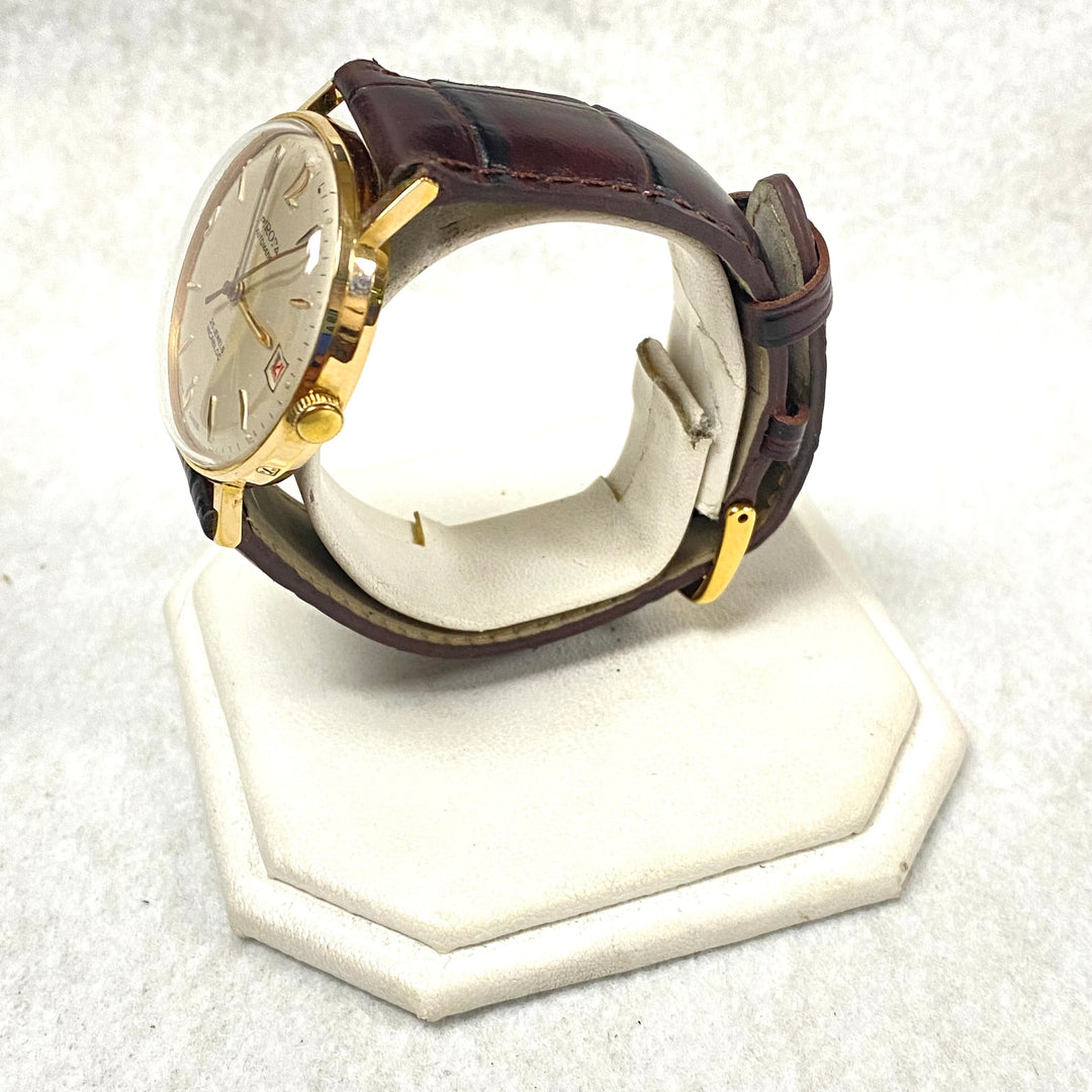 u447 Vintage PIROFA Swiss Automatic Stainless Steel Water Protected Wrist Watch