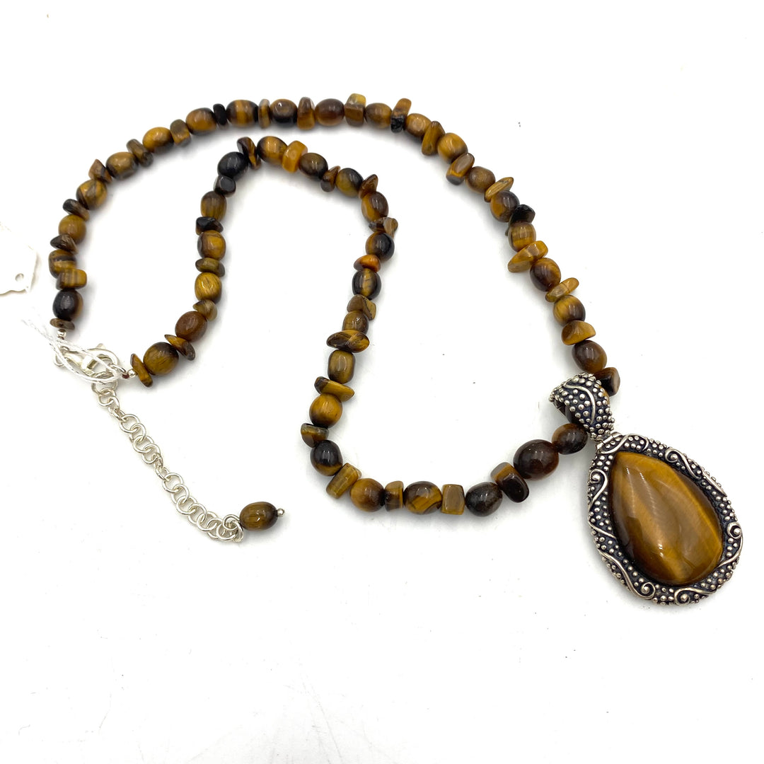 u449 Vintage Sterling Silver 925  Necklace 16" Long Tiger's Eye Stones Pendant