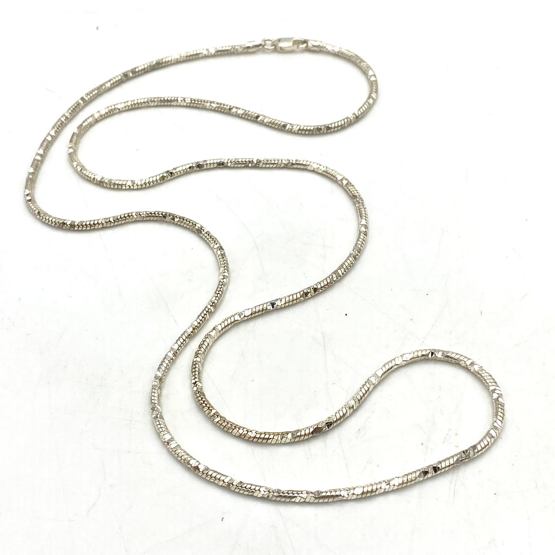u459 Vintage Sterling Silver 925 Italy Dia Cut Snake Chain Necklace 30" Long