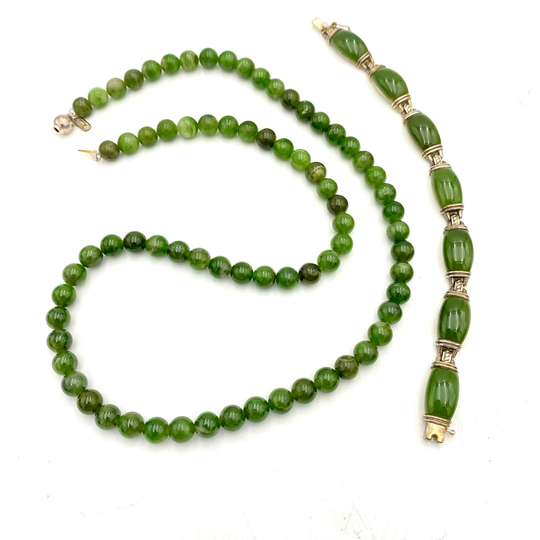 u477 Vintage Sterling Silver 925  Green Nephrite Necklace 24" Long & Bracelet 7"