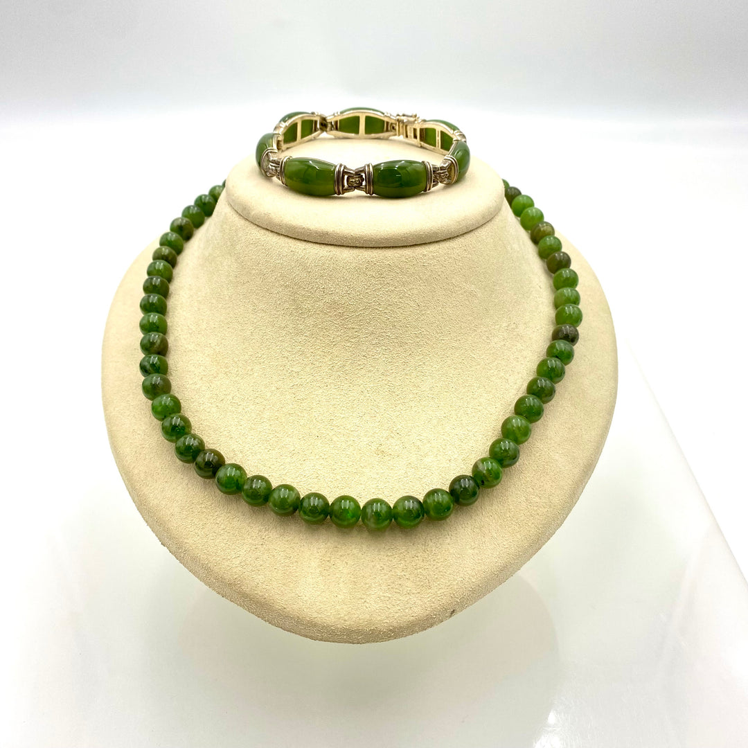 u477 Vintage Sterling Silver 925  Green Nephrite Necklace 24" Long & Bracelet 7"