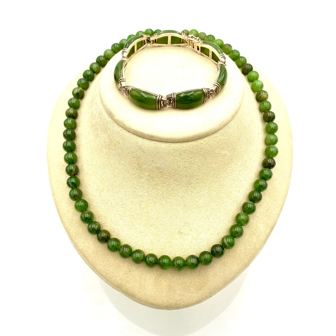 u477 Vintage Sterling Silver 925  Green Nephrite Necklace 24" Long & Bracelet 7"