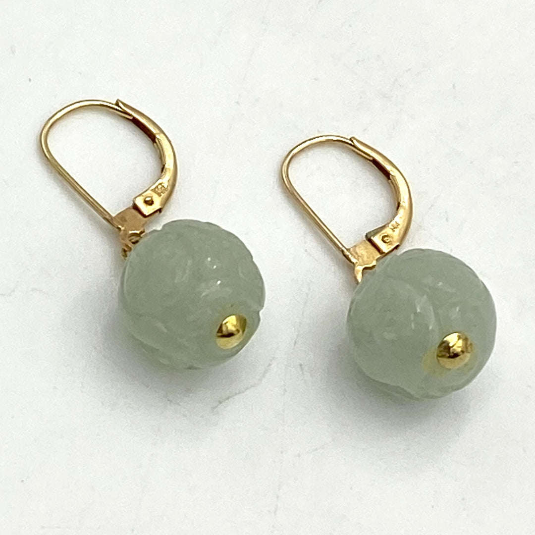 u482 Vintage 14K Yellow Gold Genuine Oriental Carved Jade Drop Earrings