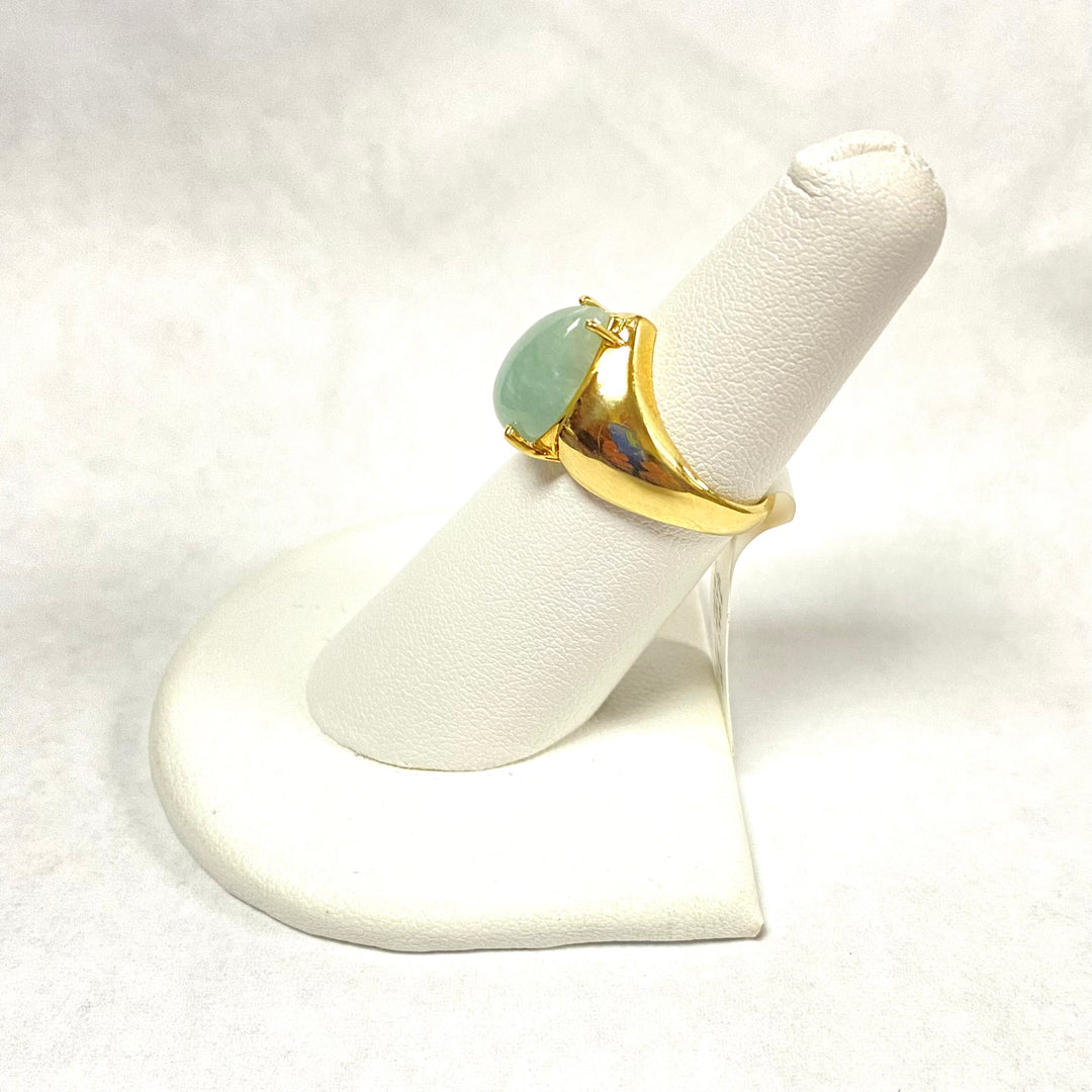 u499 Vintage 14k Yellow Gold Teardrop Green Jadeite Gemstone Ring Sz 6