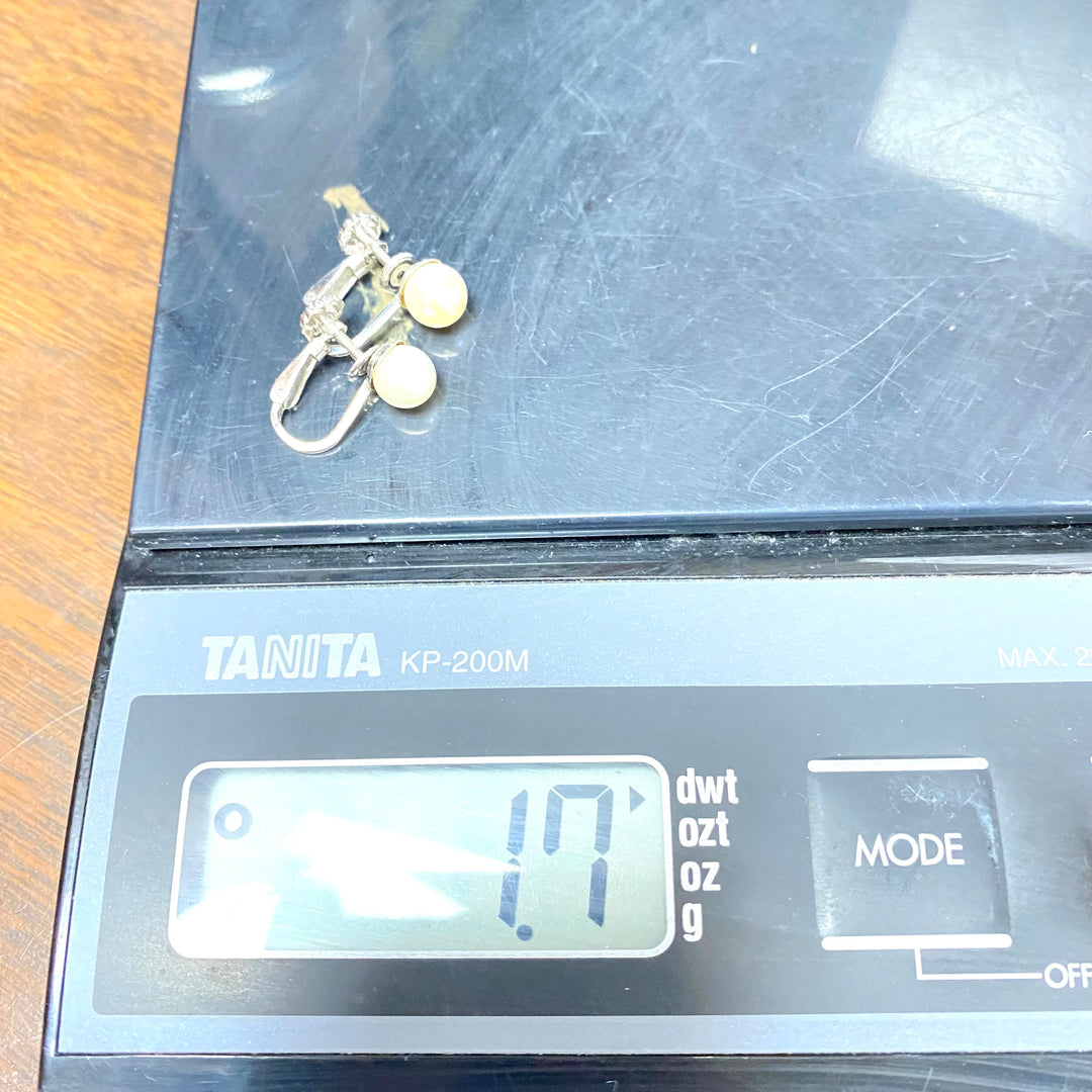 u512 Vintage 14K White Gold Fancy Round Pearl Earrings