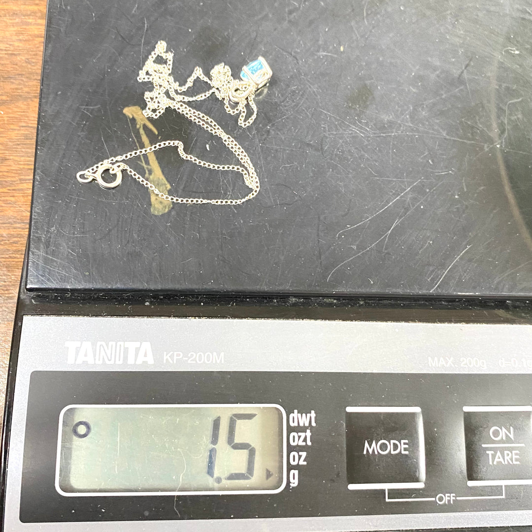 u534 Vintage Sterling Silver 16" Chain Necklace with Blue Stone Charm Pendant