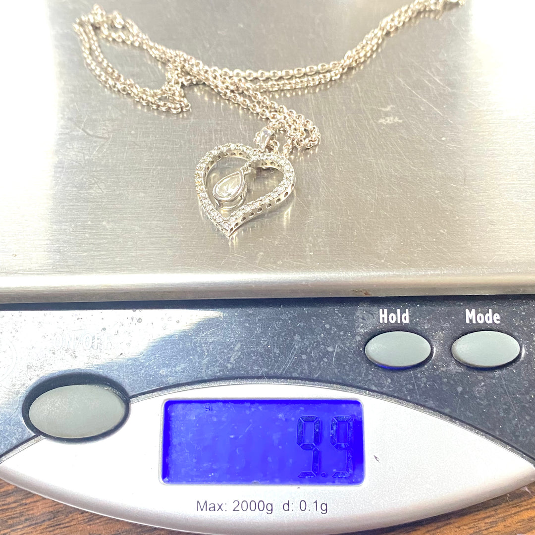 u554 Vintage Sterling Silver 22" Cable Chain Necklace CZ Stones Heart Pendant