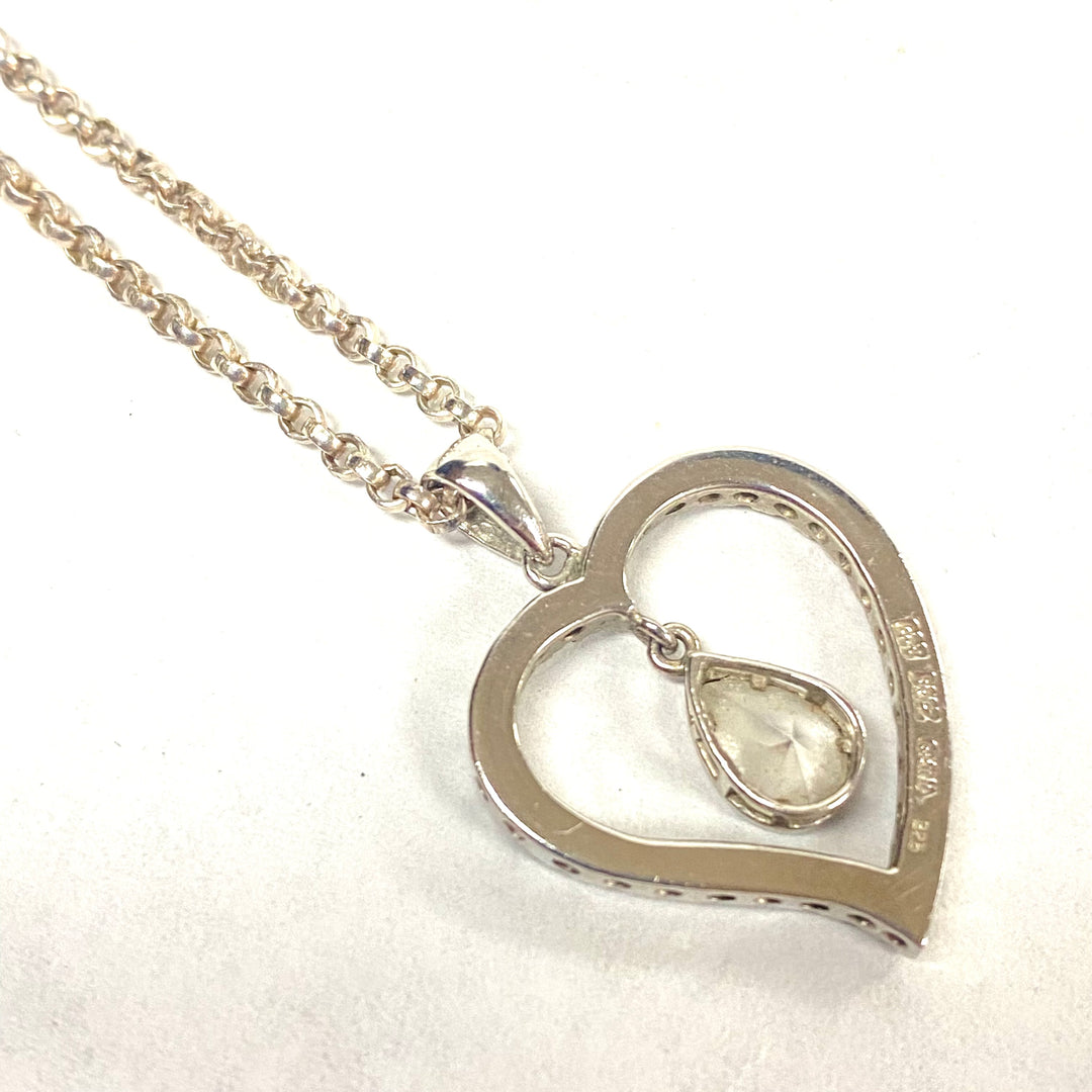 u554 Vintage Sterling Silver 22" Cable Chain Necklace CZ Stones Heart Pendant