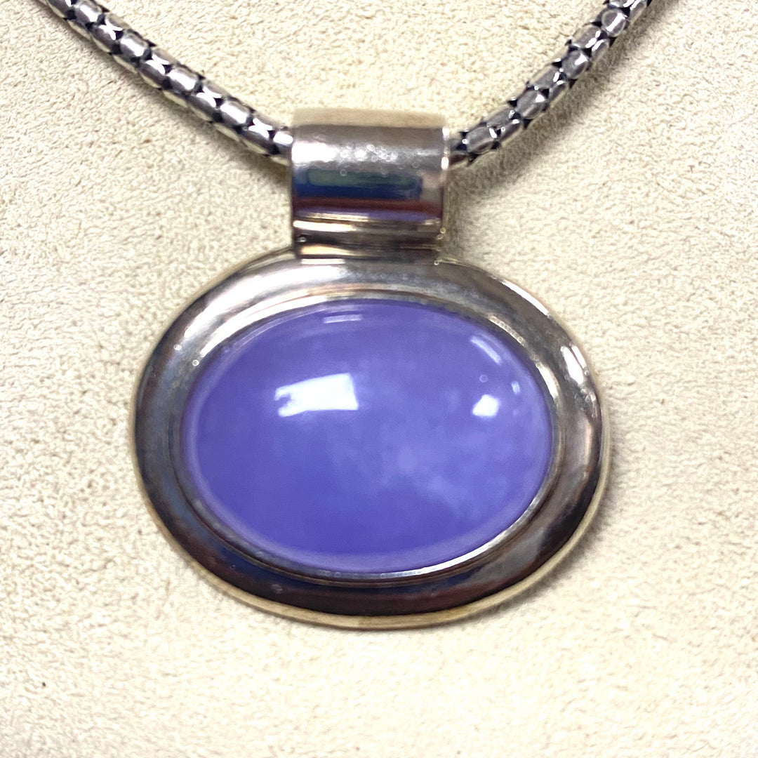 u558 Vintage Sterling Silver Snake Chain Necklace 18" Purple Stone Oval Pendant