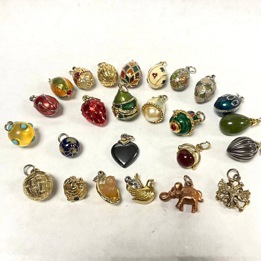 u559 Vintage Gold Filled 5pc Private Collection of Russian Theme Charm Pendant