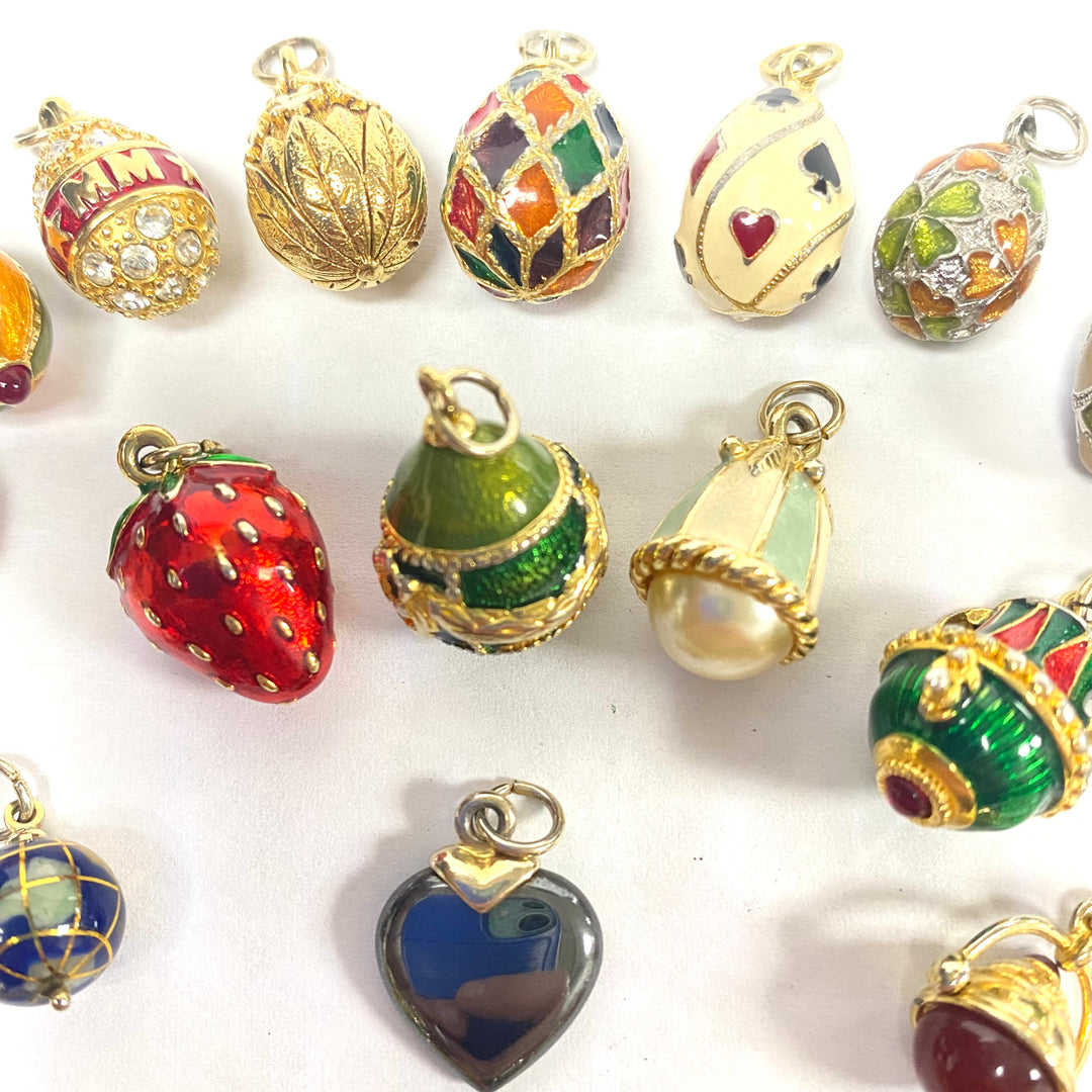 u559 Vintage Gold Filled 5pc Private Collection of Russian Theme Charm Pendant