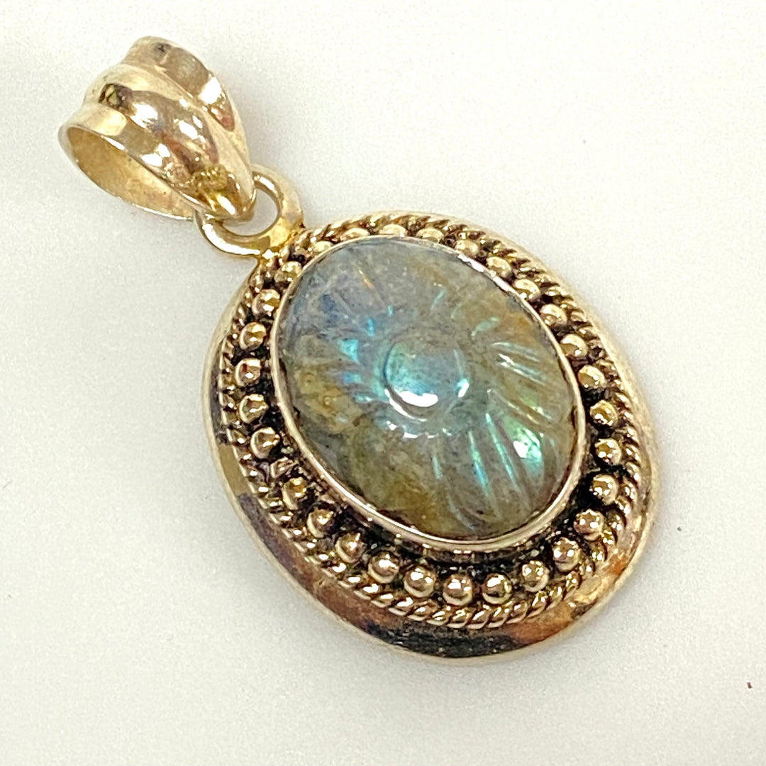 u601 Vintage Sterling Silver 925 Oval Charm Pendant Labrodarite Gemstone