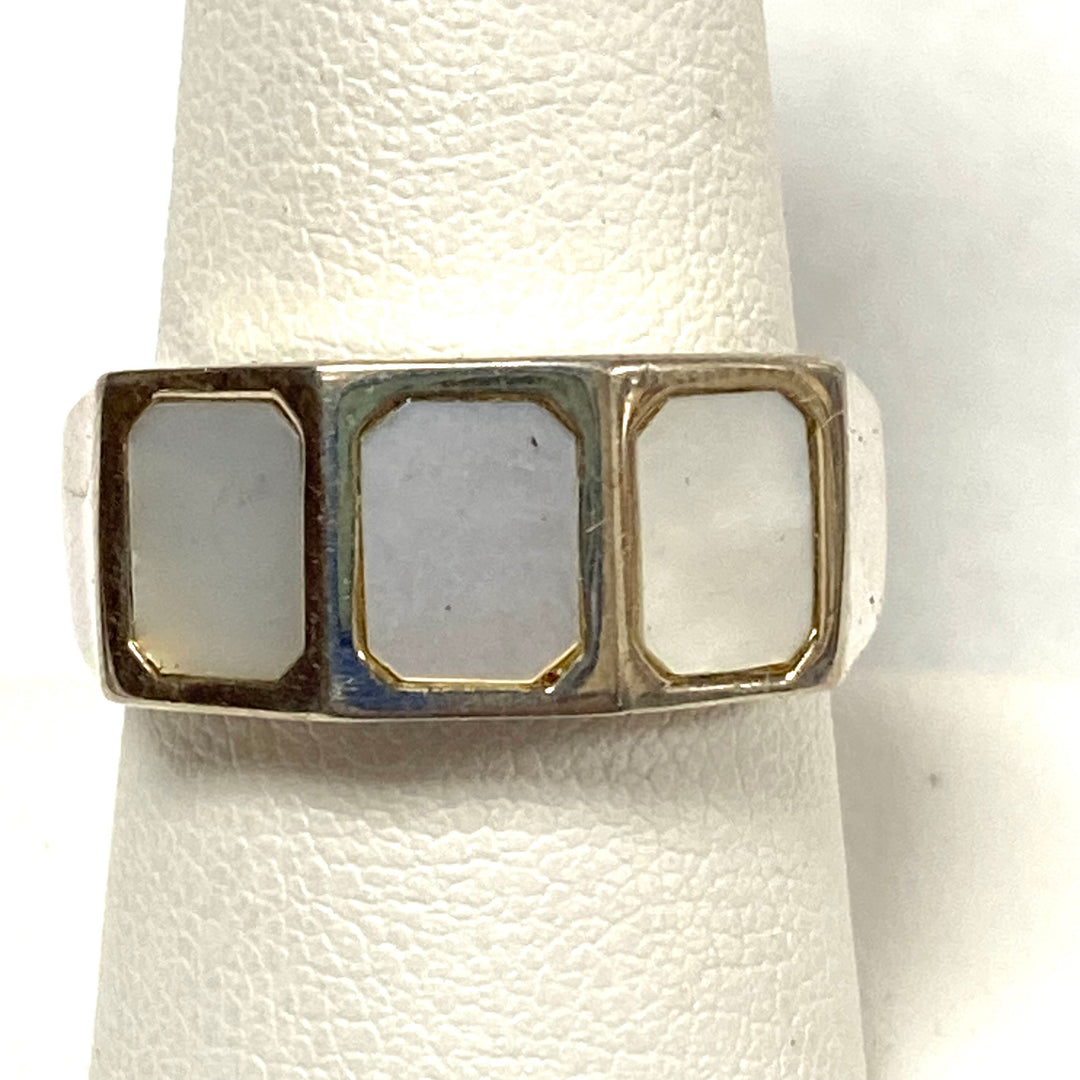 u656 Vintage Sterling Silver 925 White Mother of Pearl Band Ring Sz 9