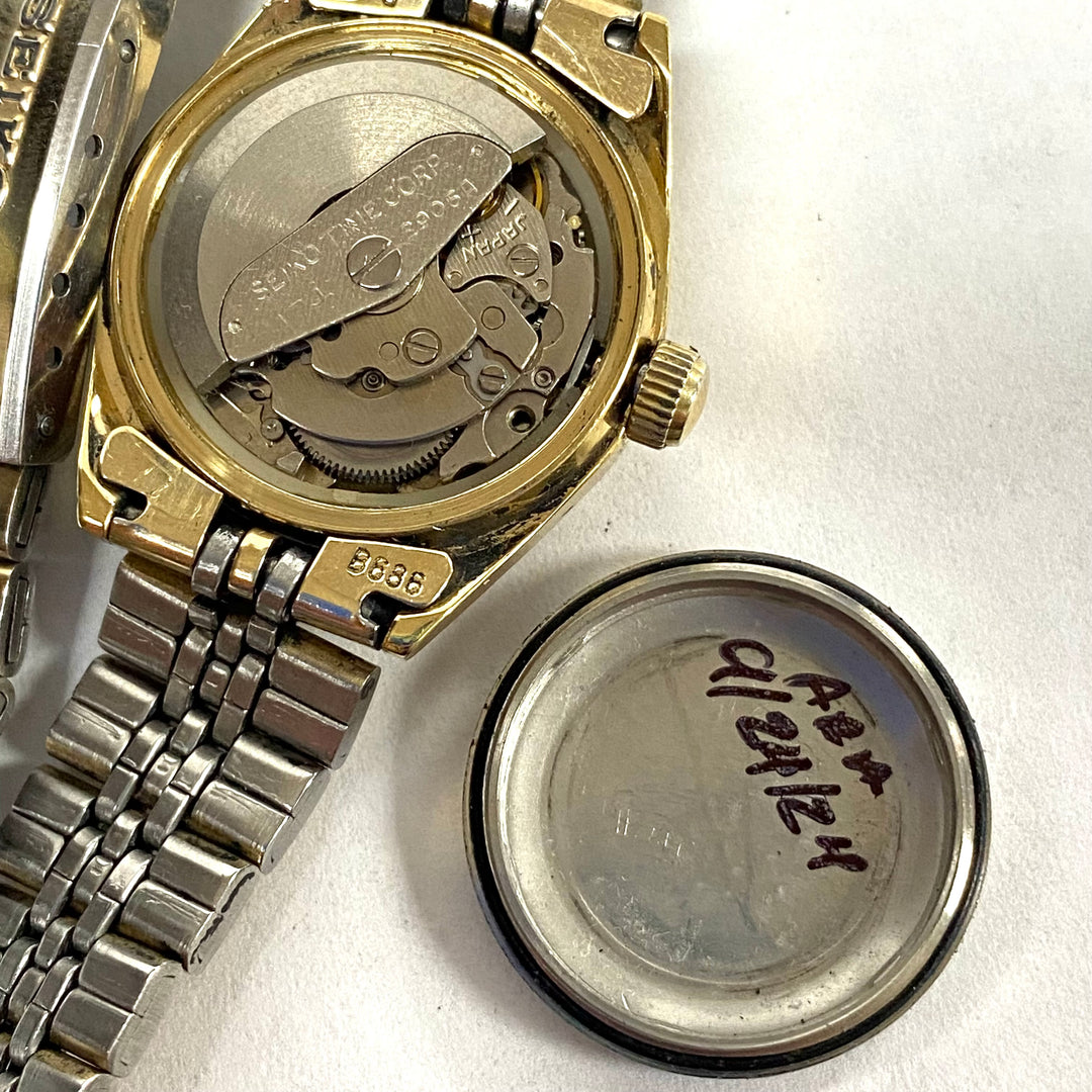 u708 Vintage Japan 2906 HI-BEAT 17 Jewels Automatic Unisex Wrist Watch