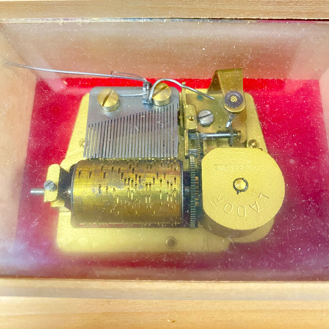 u716 Vintage Made Western Germany Musical Box Swiss Movement Romance by Beethoven & Minuet by Mozart