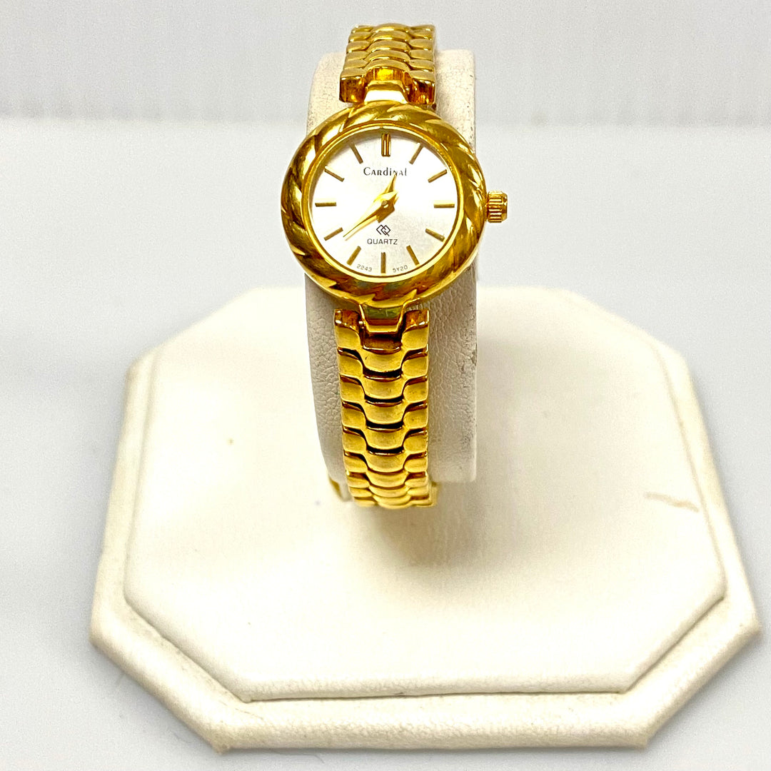 u751 Vintage Cardinal Quartz 2243 Stainless Back Wrist Watch Japan Mov't
