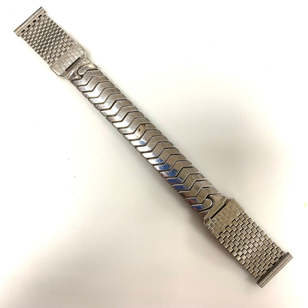 u771 Vintage Silver Tone Stainless Steel Back One-Piece Stretchy Watch Band