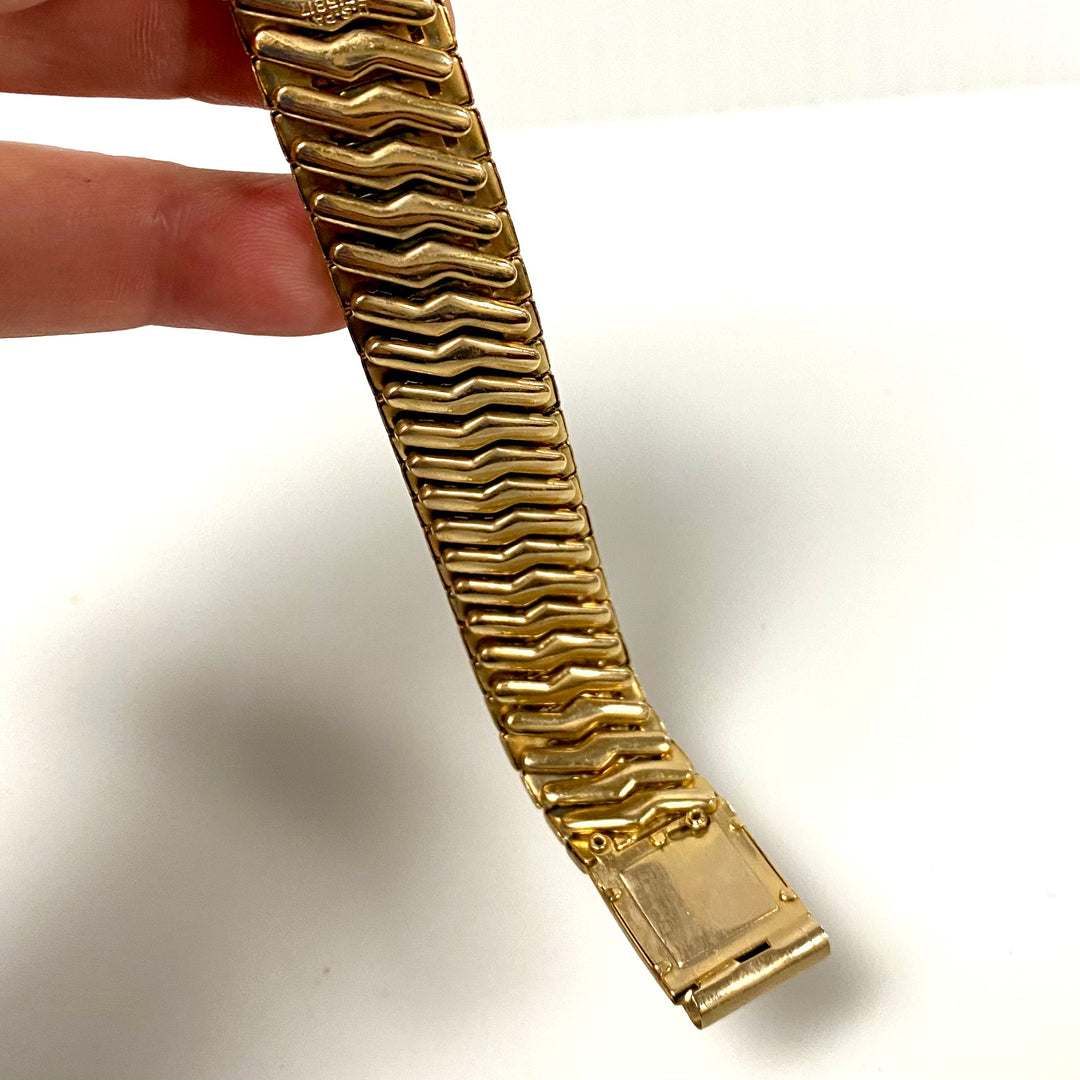u787 Vintage 1950's Gold Tone 1-Piece Stretch Watch Band Bracelet