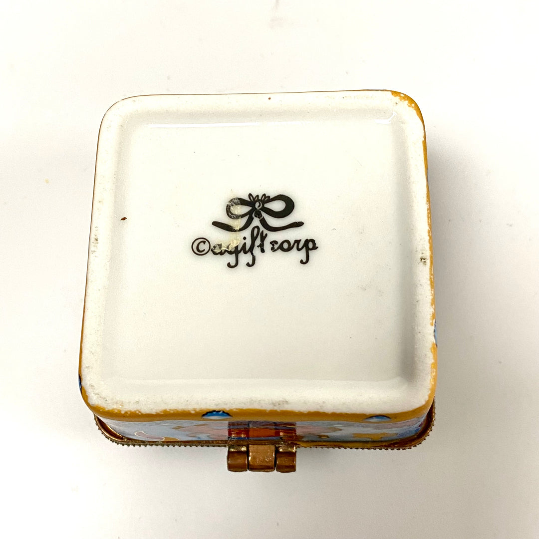 u796 Ceramic Icy Strait Point Alaska Trinket Jewelry Gift Coin Souvenir Box