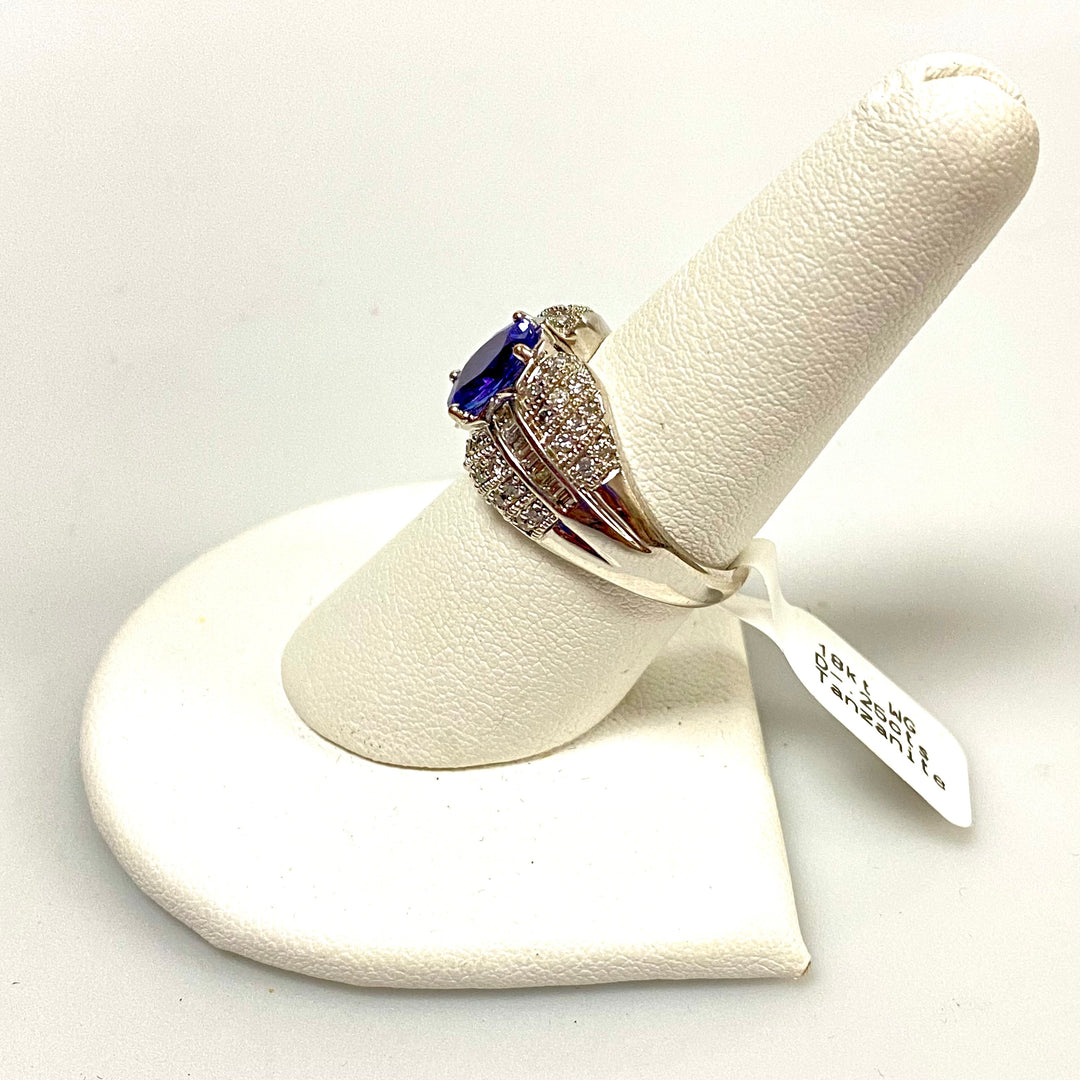 u814 Vintage 18K White Gold Tanzanite Diamond .25cts Engagement Ring Diamond Sz8