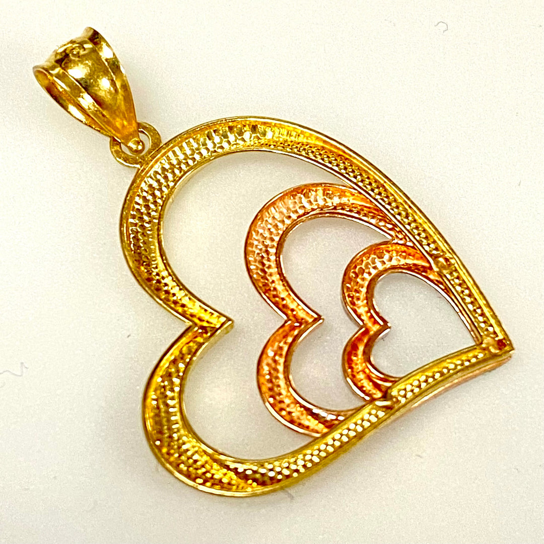 u819 Vintage 10K White Yellow Rose Gold Three Hearts Pendant Charm "Ma"