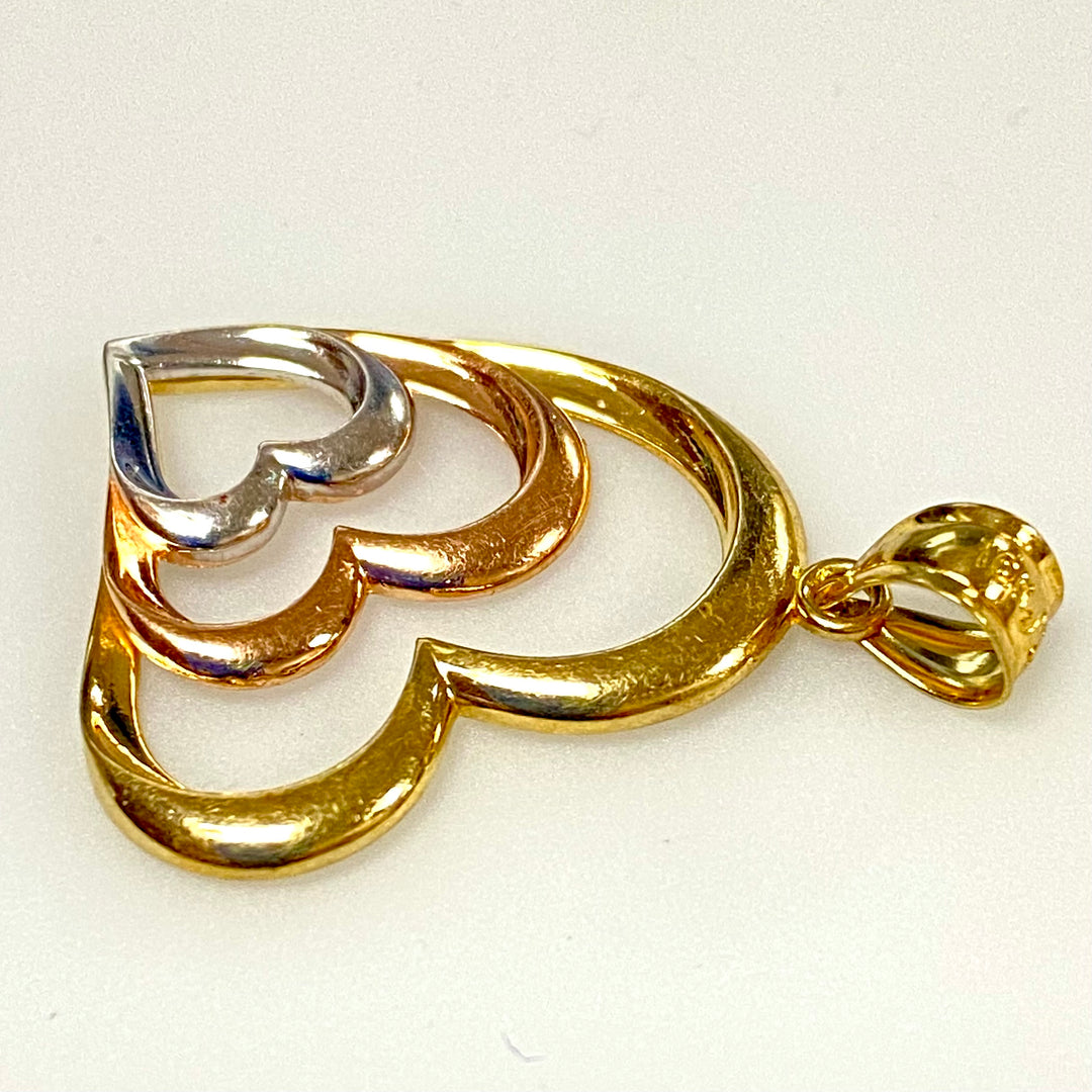 u819 Vintage 10K White Yellow Rose Gold Three Hearts Pendant Charm "Ma"