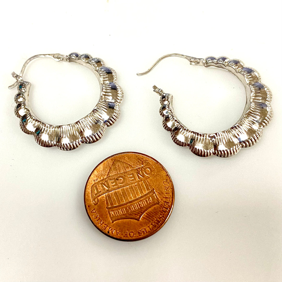 u821 Vintage Classic 10K White Gold Thick Shrimp Hoop Dangle Earring