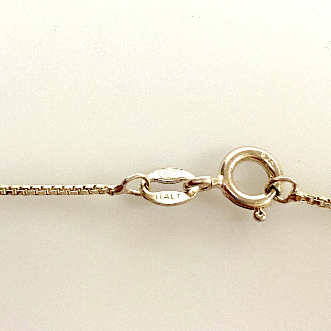 u823 Vintage Sterling Silver 925 Box Chain Necklace Ruby Heart Pendant 18" Long