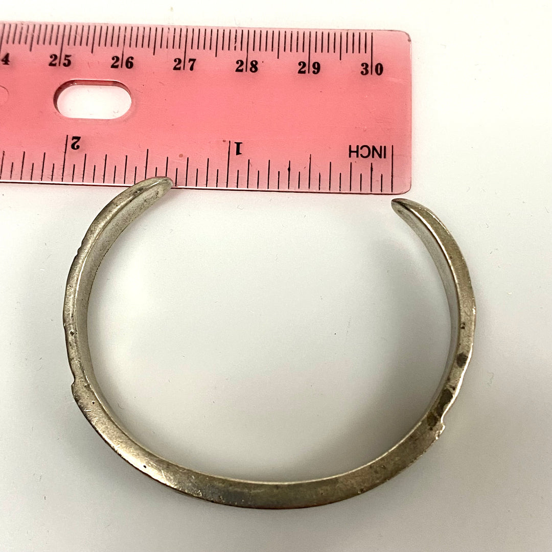 u858 Vintage Cuff Bracelet Inlaid Natural Stones Sterling