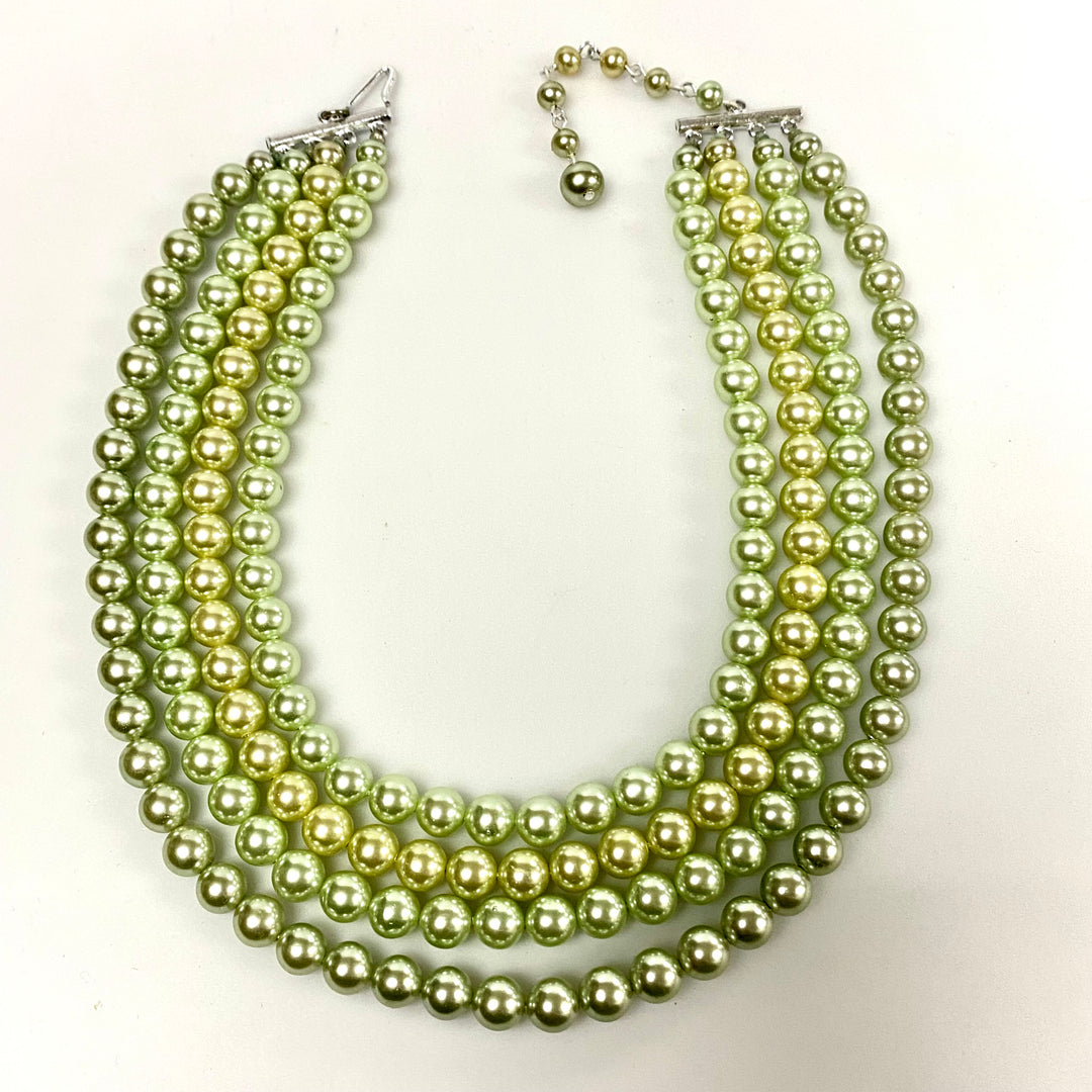 u860 Vintage Green Cultured Pearl Beads Silver Tone Hardware Necklace 13" Long