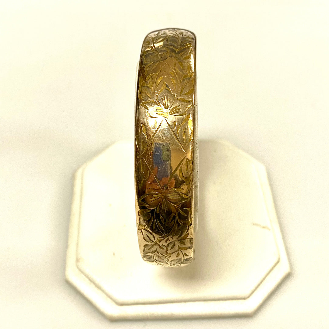 u870 Vintage Gold Filled Hinged Carved Floral Bangle Bracelet
