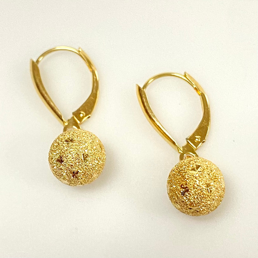 u907 Vintage Classic 14K Yellow Gold 8mm Stardust Ball Dangling Earrings