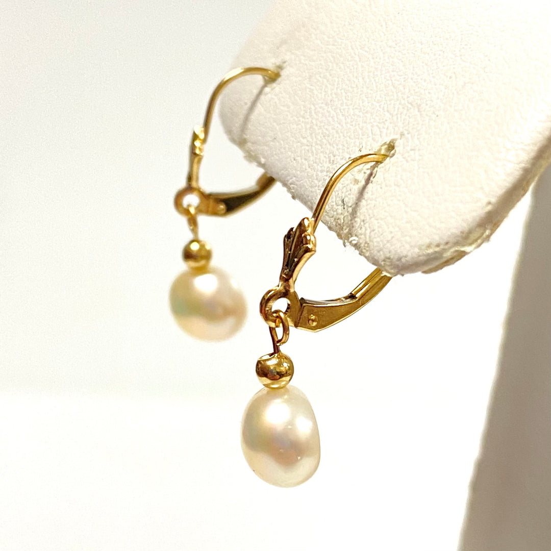 u915 Vintage Classic 14K Yellow Gold 8mm Pearl Bead Dangling Earrings