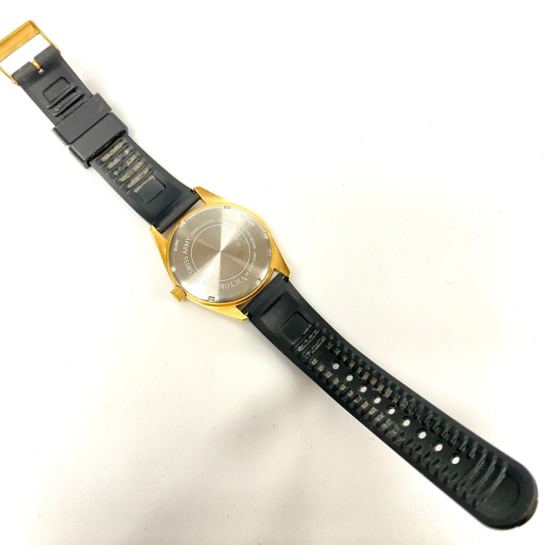 u926 Victorinox Swiss Army Stainless Steel 100M WR Quartz Men's Wrist Watch