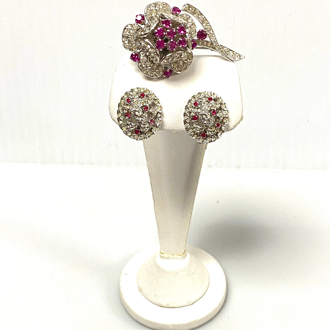 u933 Vintage 3pc Set Clip Earrings & Floral Brooch Pin Red Rose White Crystals