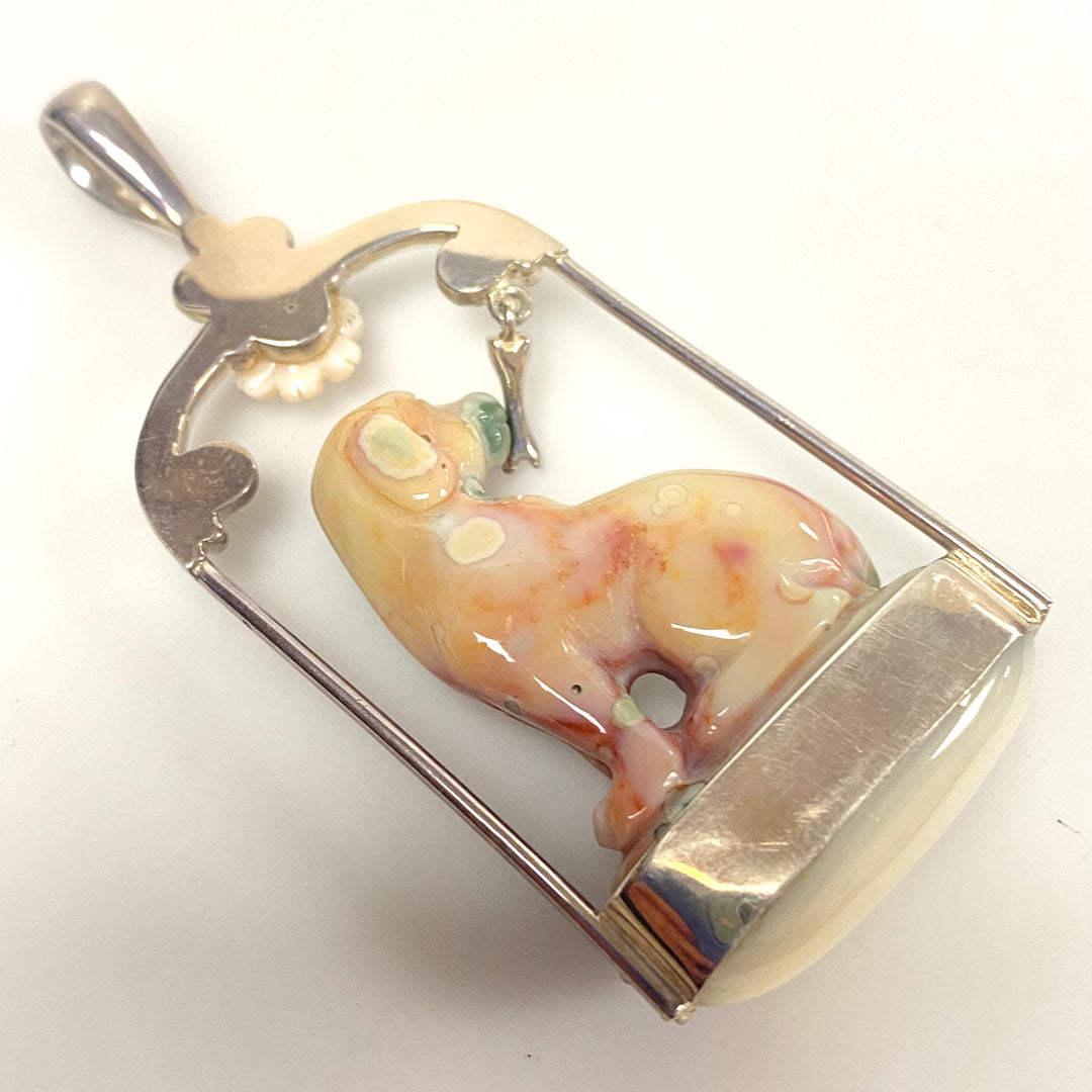 u940 Sajen 925 Sterling Silver Mother of Pearl Marble Dog Pendant Sculpture