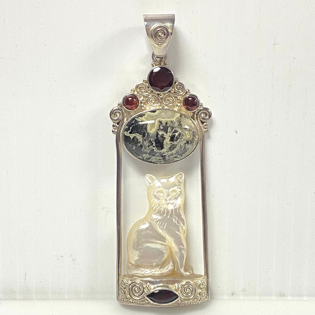 u941 Sajen 925 Sterling Mother of Pearl Russian Agate Garnets Jasper Cat Pendant