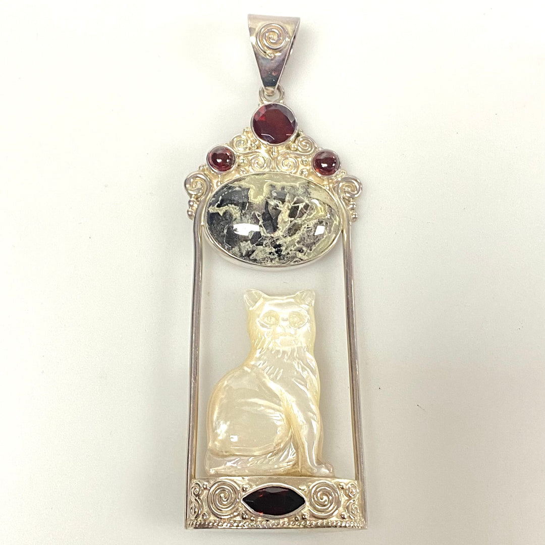 u941 Sajen 925 Sterling Mother of Pearl Russian Agate Garnets Jasper Cat Pendant