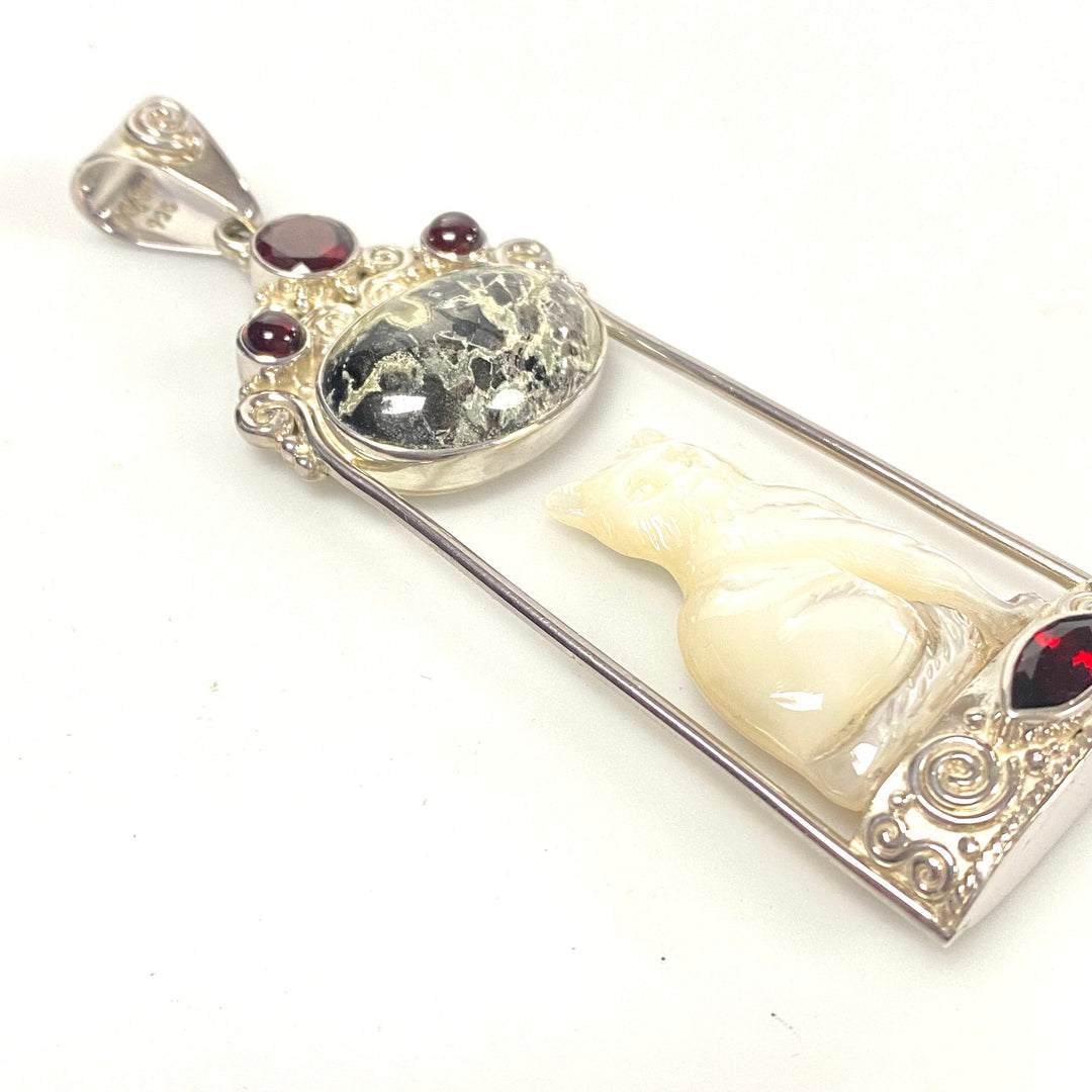 u941 Sajen 925 Sterling Mother of Pearl Russian Agate Garnets Jasper Cat Pendant