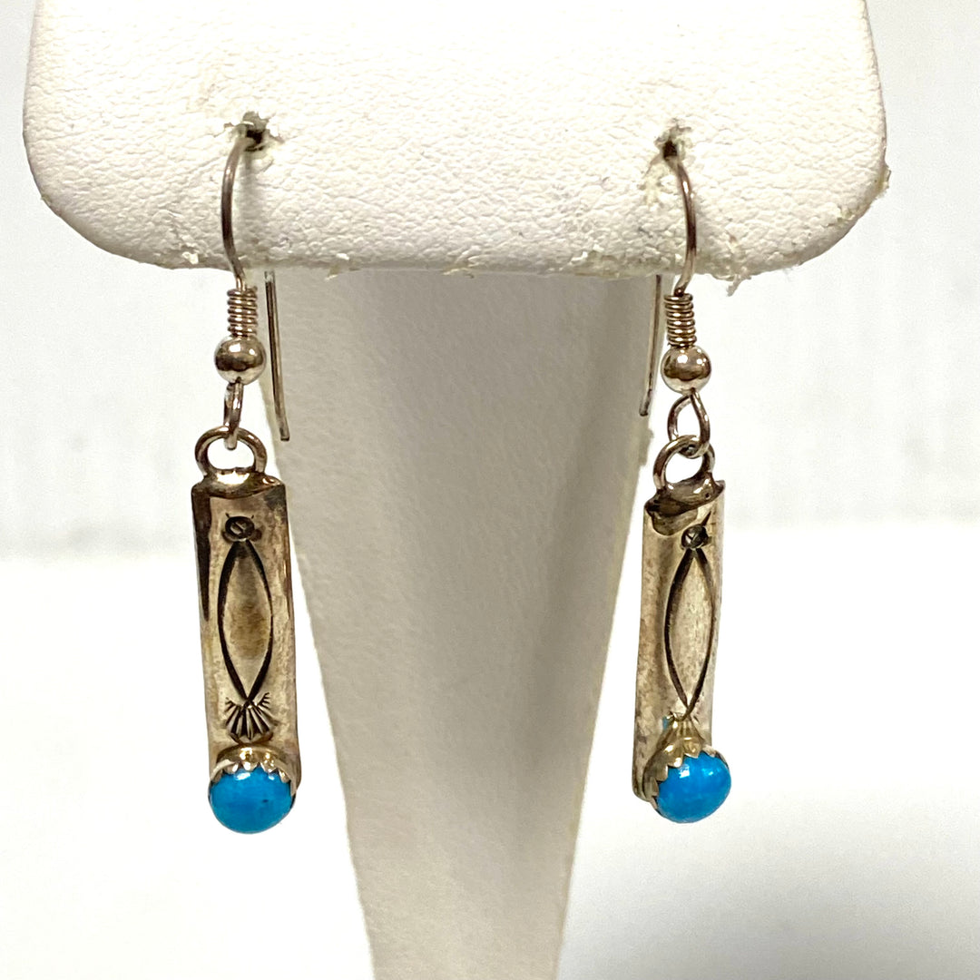 u965 Vintage Sterling Silver Blue Turquoise Long Dangle Earrings